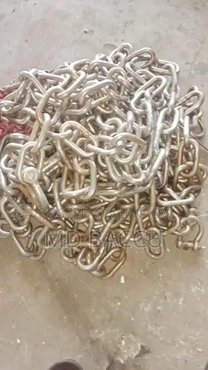 Steel link chain.