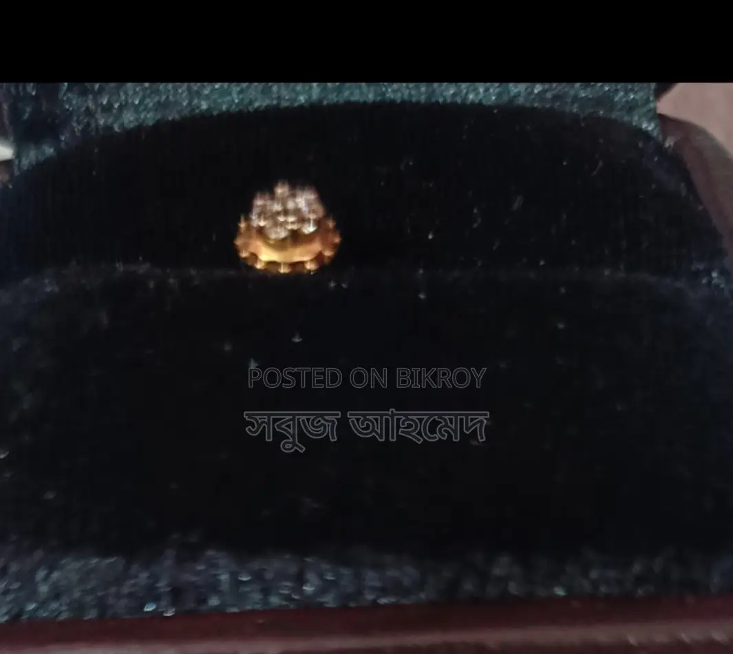Brand New, Original Diamond, 18 Karat Gold at a Great Price