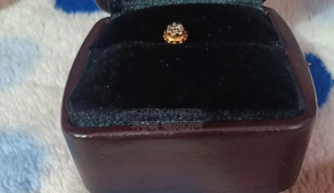 Brand New, Original Diamond, 18 Karat Gold at a Great Price