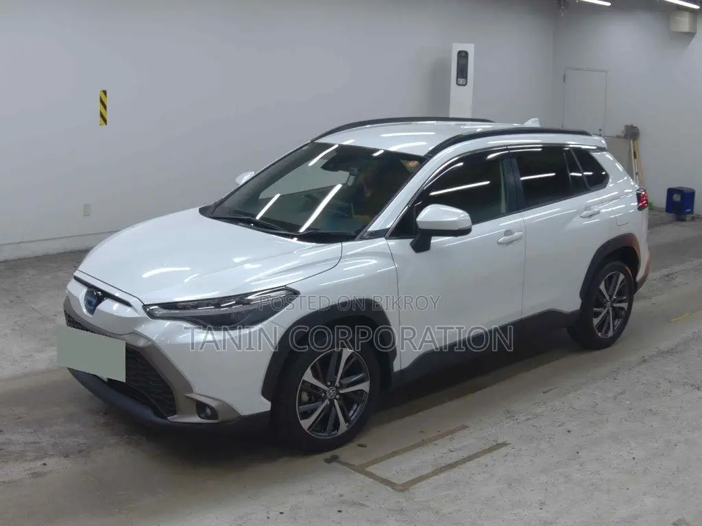 Toyota Corolla Cross Z package Hybrid 2021