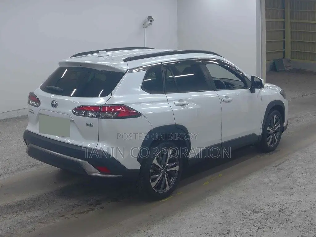 Toyota Corolla Cross Z package Hybrid 2021