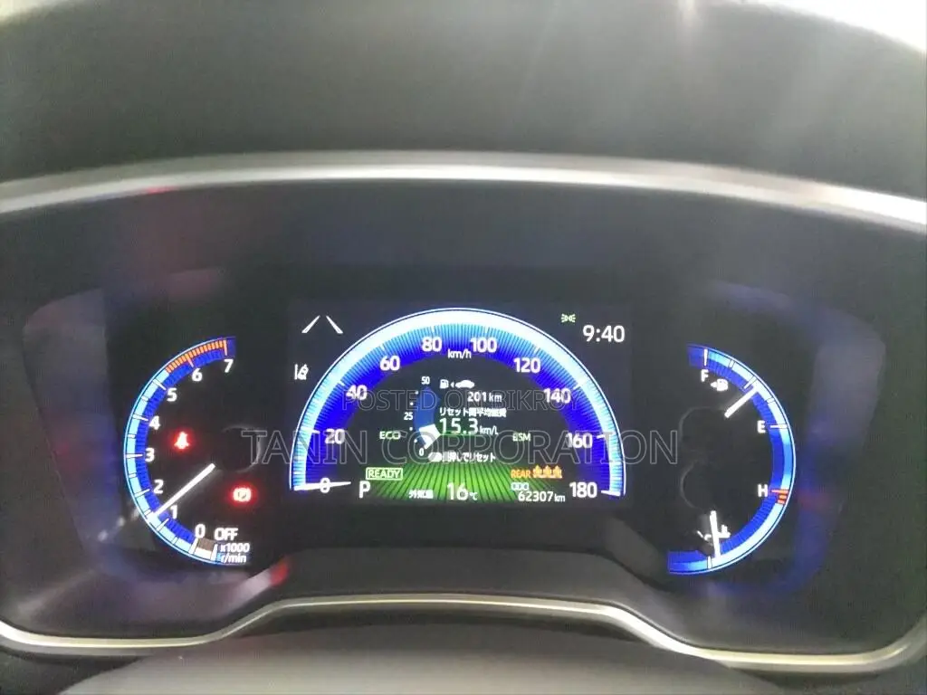Toyota Corolla Cross Z package Hybrid 2021