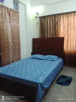 Modern and Sturdy 5'x7' Wooden Semi-Box Bed