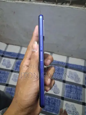 Vivo Y21 4+1/64GB (Used)