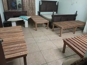 সিট ভাড়া হবে শুধুমাত্র পুরুষ ব্যাচেলরদের জন্য