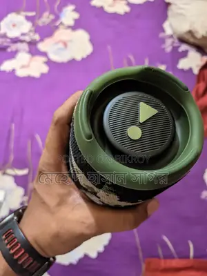 JBL Charge 5 like new