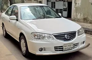 নিসান সানি এক্স সেলুন ২০১১