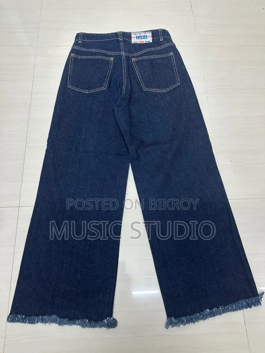 Zara Export Leg Ripped Baggy Jeans