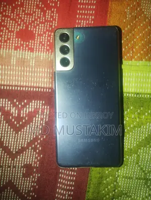 Samsung Galaxy S21 (ব্যবহৃত)