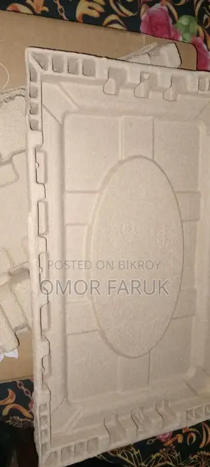 একটি মনিটর বিক্রি করা হবে .