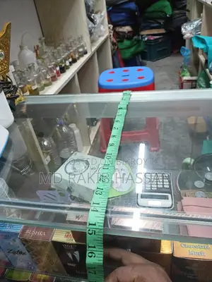 দোকানের সামনে রাখার ডেক্স