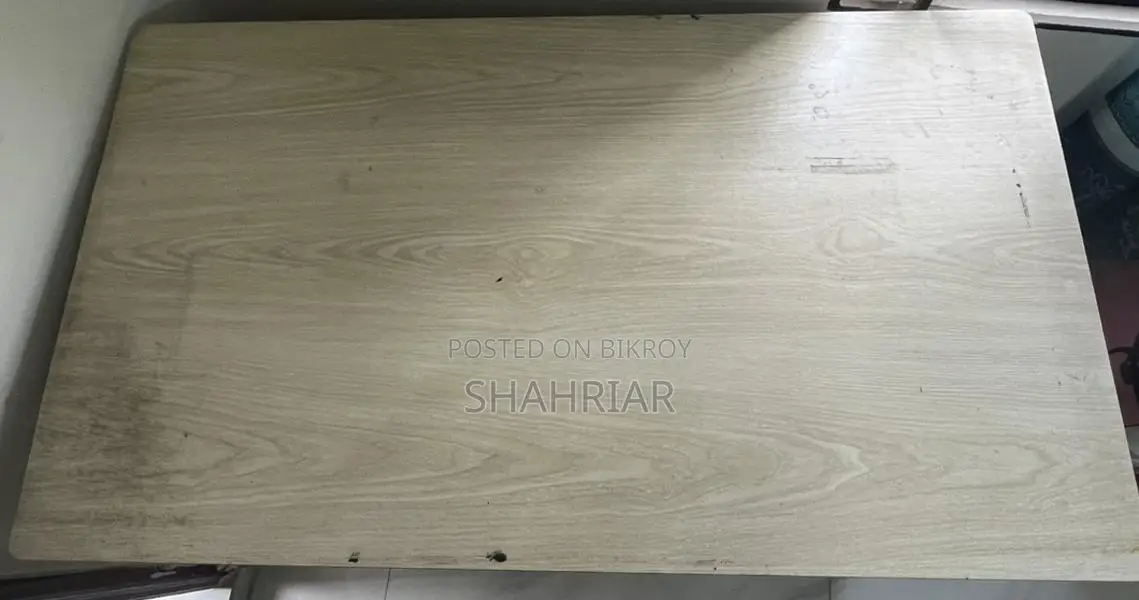 Reading Table