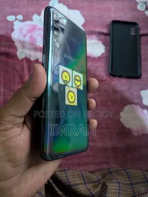 Samsung Galaxy A70 (Used)