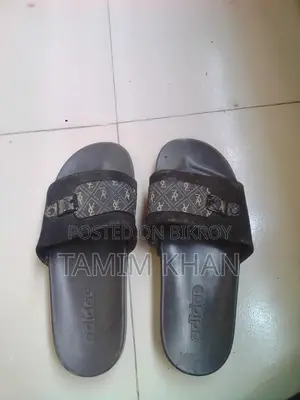 Adidas Premium Slider High Comfort Nice Design Size 40