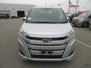 Toyota Noah X 2021