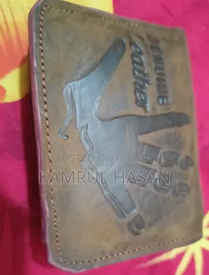 জেনুইন লেদার