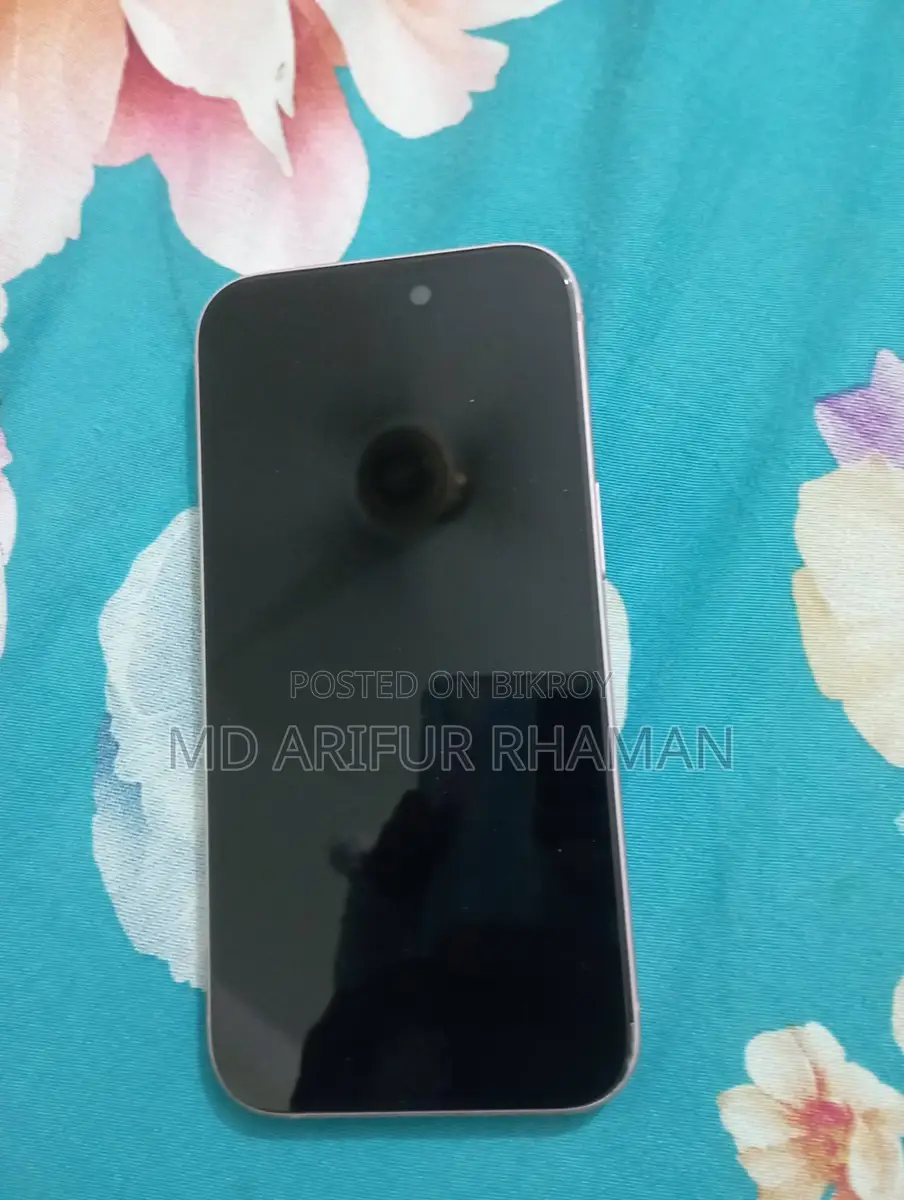 Apple iPhone 15 (Used)