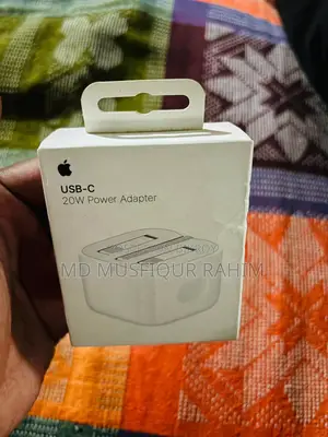 Apple 20W Adapter