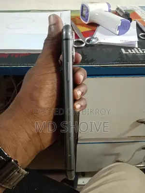Apple iPhone 11 (Used)