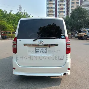 Toyota Noah Push Start 2011