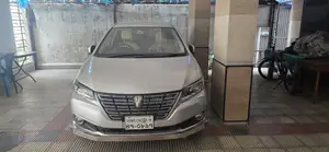 Toyota Premio 2018