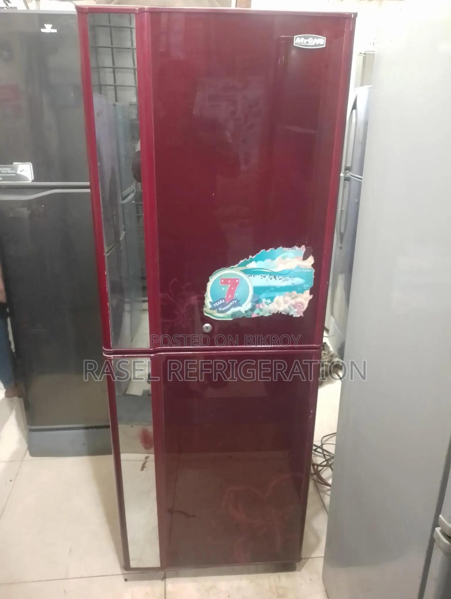 16 Cft লাল কালার গিলাজ ডোর ফিরিজ বিক্রি করা হবে