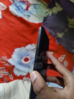 Samsung Galaxy A20 3/32GB (Used)