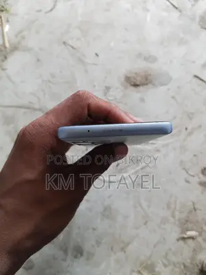 Motorola Edge 50 Fusion ফোন (ব্যবহৃত)
