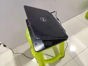 Used Laptop: Dell, 15" Display, 2nd Gen, 500GB HDD, 4GB RAM