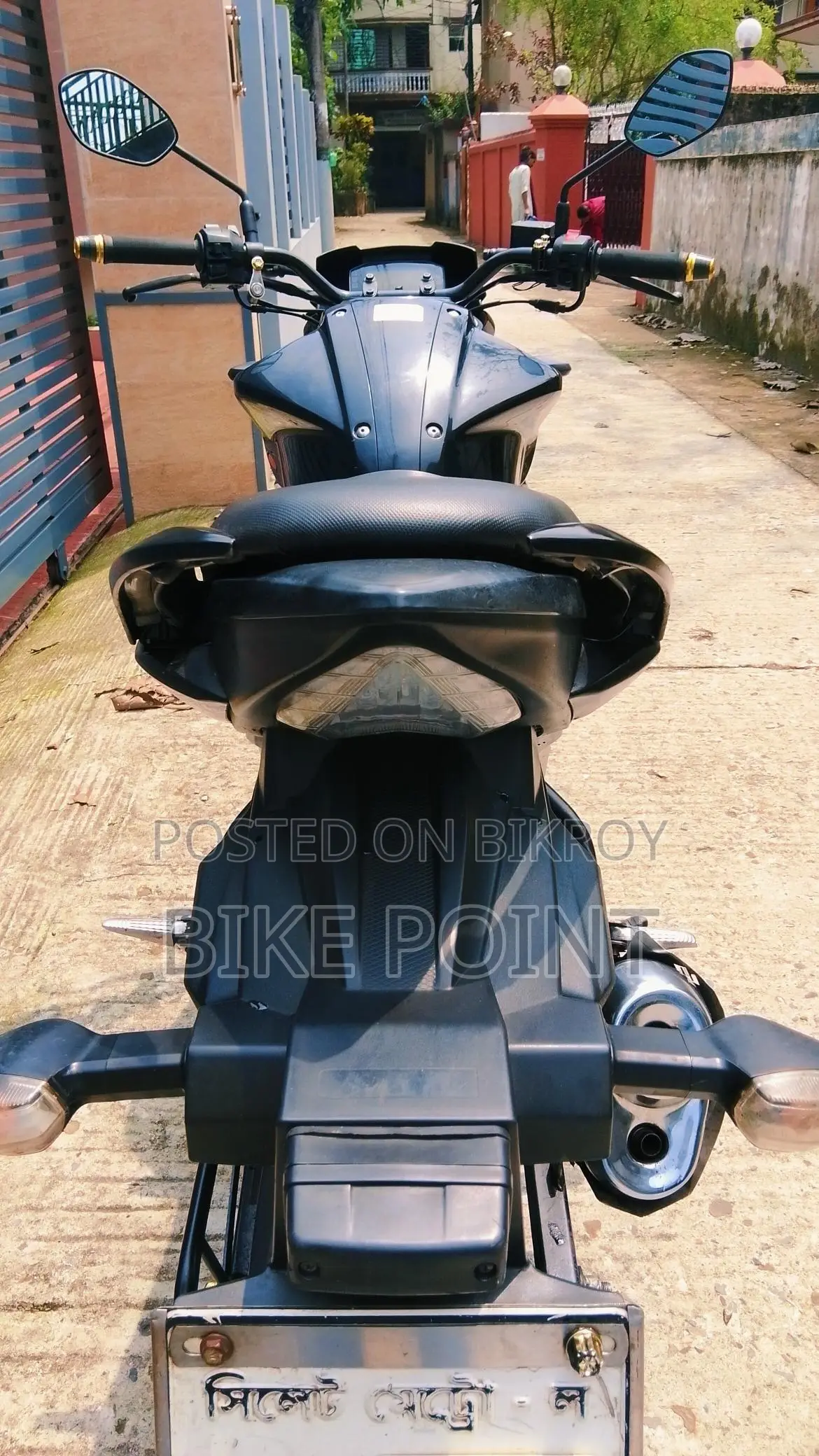 Suzuki Gixxer 2 year 2022