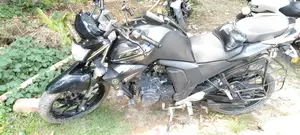 Yamaha FZS . 2023
