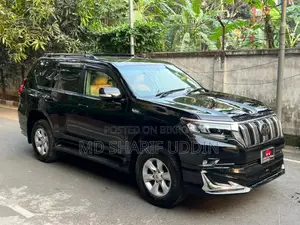 Toyota Land Cruiser 2011 Black