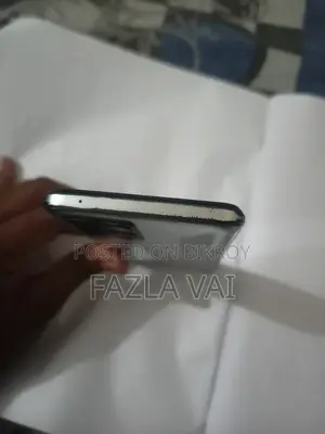 Realme 8 (Used)