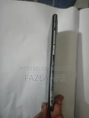 Realme 8 (Used)