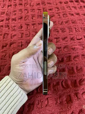 Apple iPhone 14 Pro (Used)
