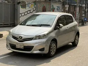 Toyota Vitz Japan 2012