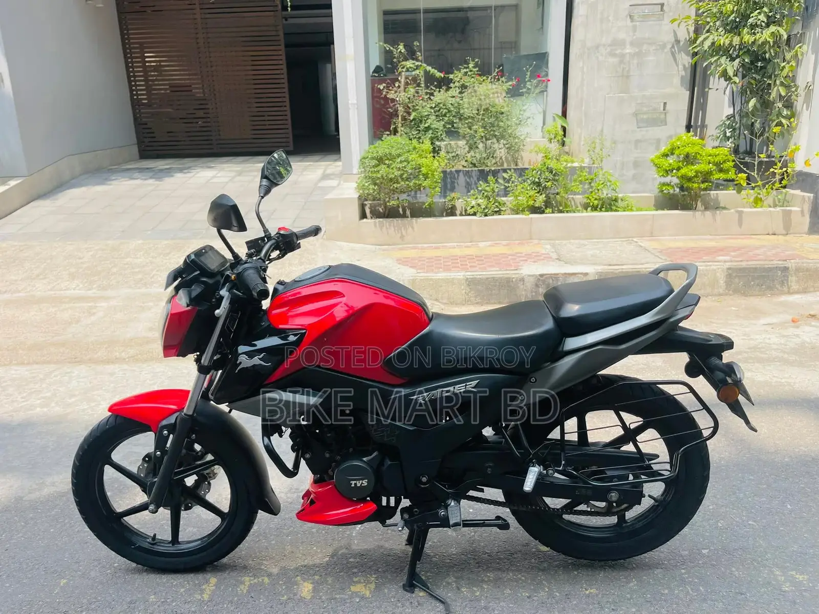 TVS Raider 125 2024 Red