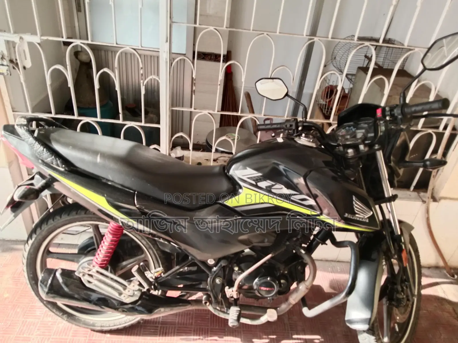Honda Livo . 2019