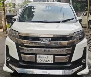 Toyota Noah Wxb 2017