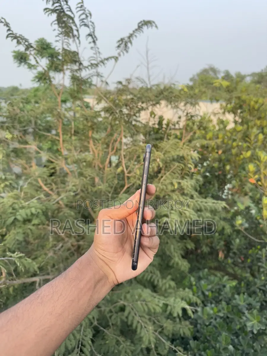অ্যাপল আইফোন ৭ প্লাস (ব্যবহৃত)