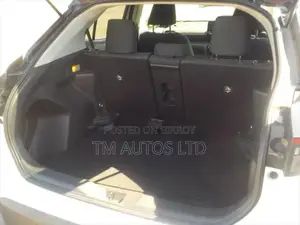 Toyota Yaris Cross G PKG PEARL/BLACK 2021