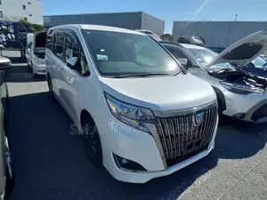 Toyota Esquire Hybrid Gi Premium 2021