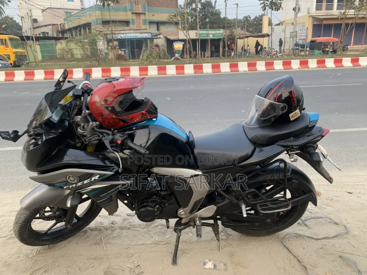 Yamaha Fazer FI V2 . 2026
