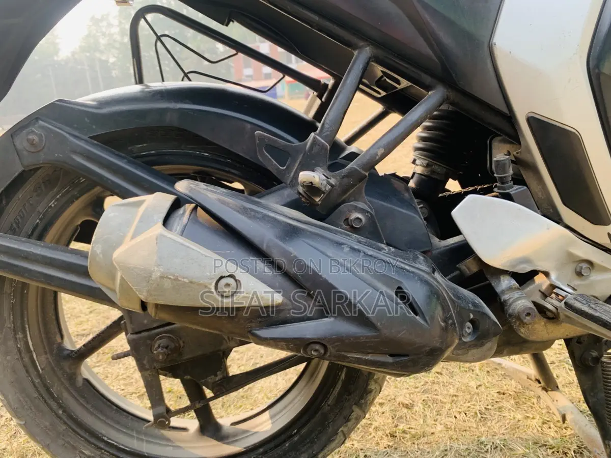 Yamaha Fazer FI V2 . 2026
