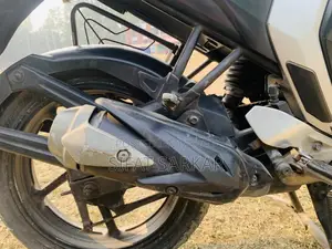 Yamaha Fazer FI V2 . 2026