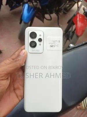 Realme GT2 Pro ফ্রেশ কন্ডিশন (ব্যবহৃত)