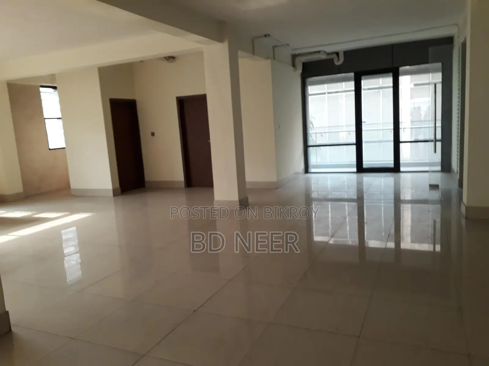 15000 Sq Ft 5 Storied House For Rent in Gulshan-1