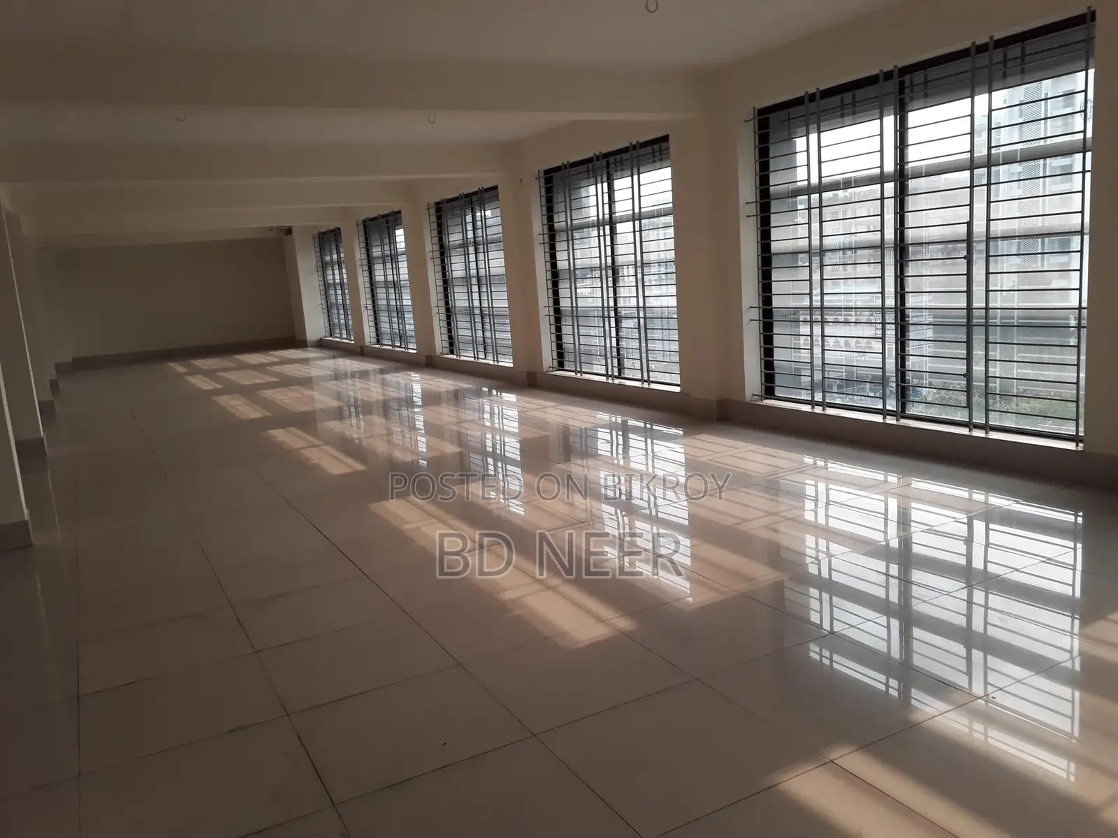 15000 Sq Ft 5 Storied House For Rent in Gulshan-1