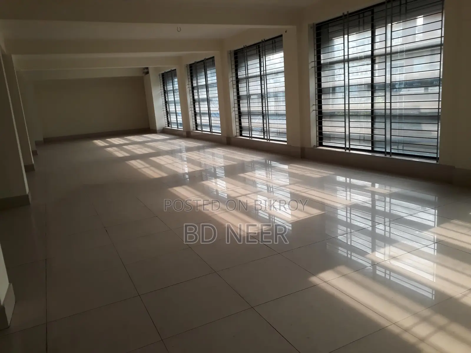 15000 Sq Ft 5 Storied House For Rent in Gulshan-1
