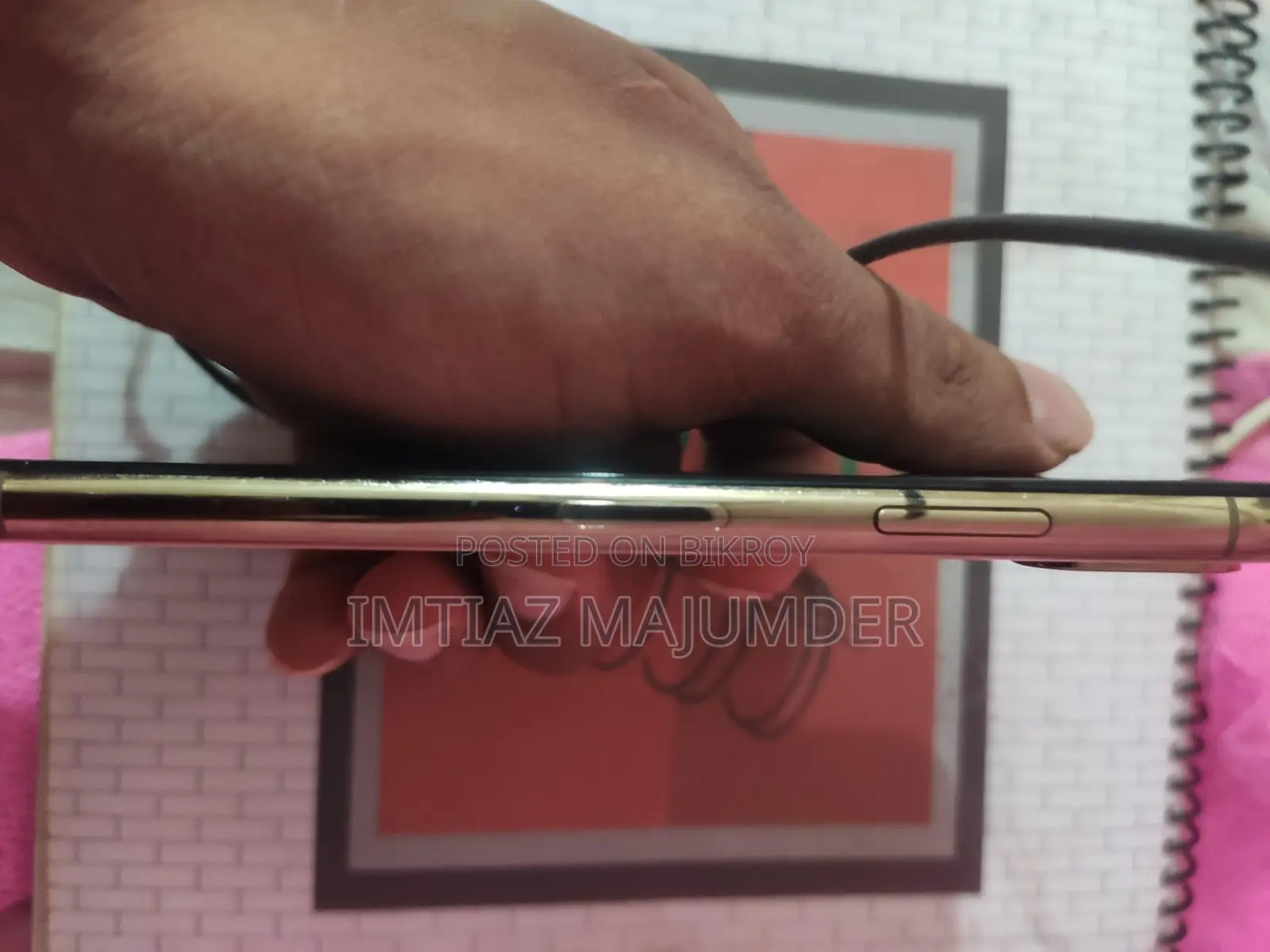 Apple iPhone XS (Used)